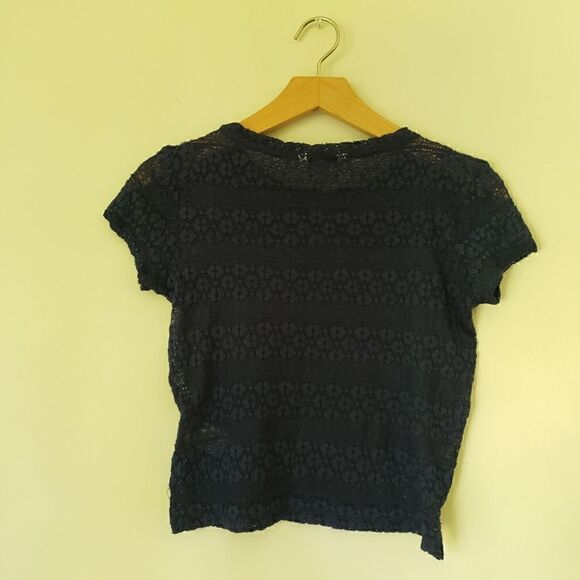 American Eagle Lace Cropped Tee XS - Picture 5 of 5